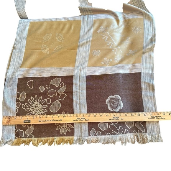 Fall brown cream and tan scarf - Picture 5 of 8